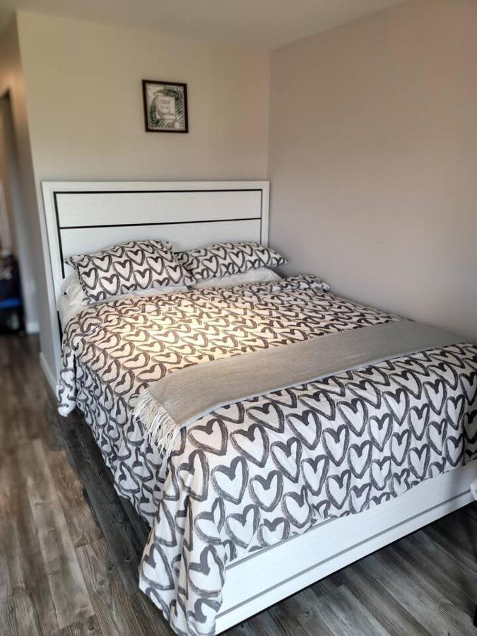 Cozy Private Suite 温尼伯 外观 照片